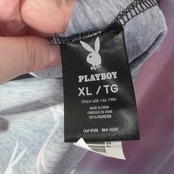 Playboy Black Anime Pinups Bunny Logo Graphic T-Shirt Size XL - Picture 4 of 9